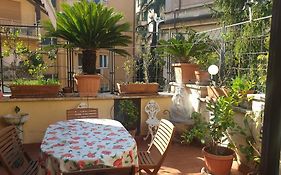 2Mg: Appartamento Con Terrazzo Nel Cuore Di Roma!